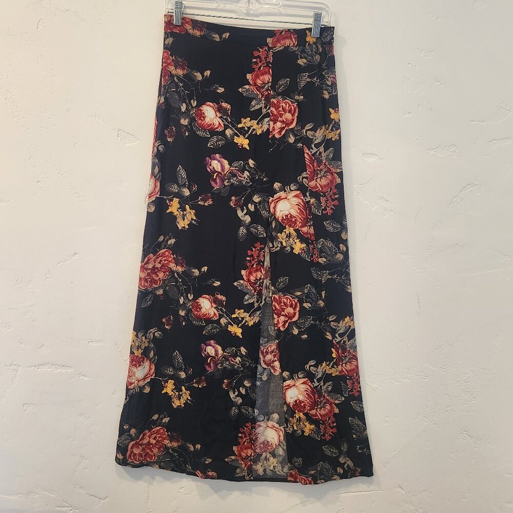 Audrey 3+1, maxi floral skirt, size S
